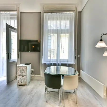 King Of Church Boedapest